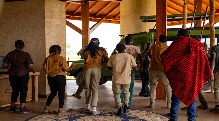 Best staff available and ready to serve you anytime at Serengeti ark safari lodge