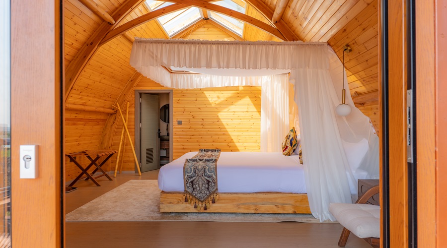 Inside view of Serengeti ark safari lodge